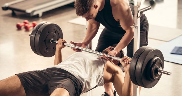 How The Reverse Grip Bench Press Improves Bodybuilding Strength