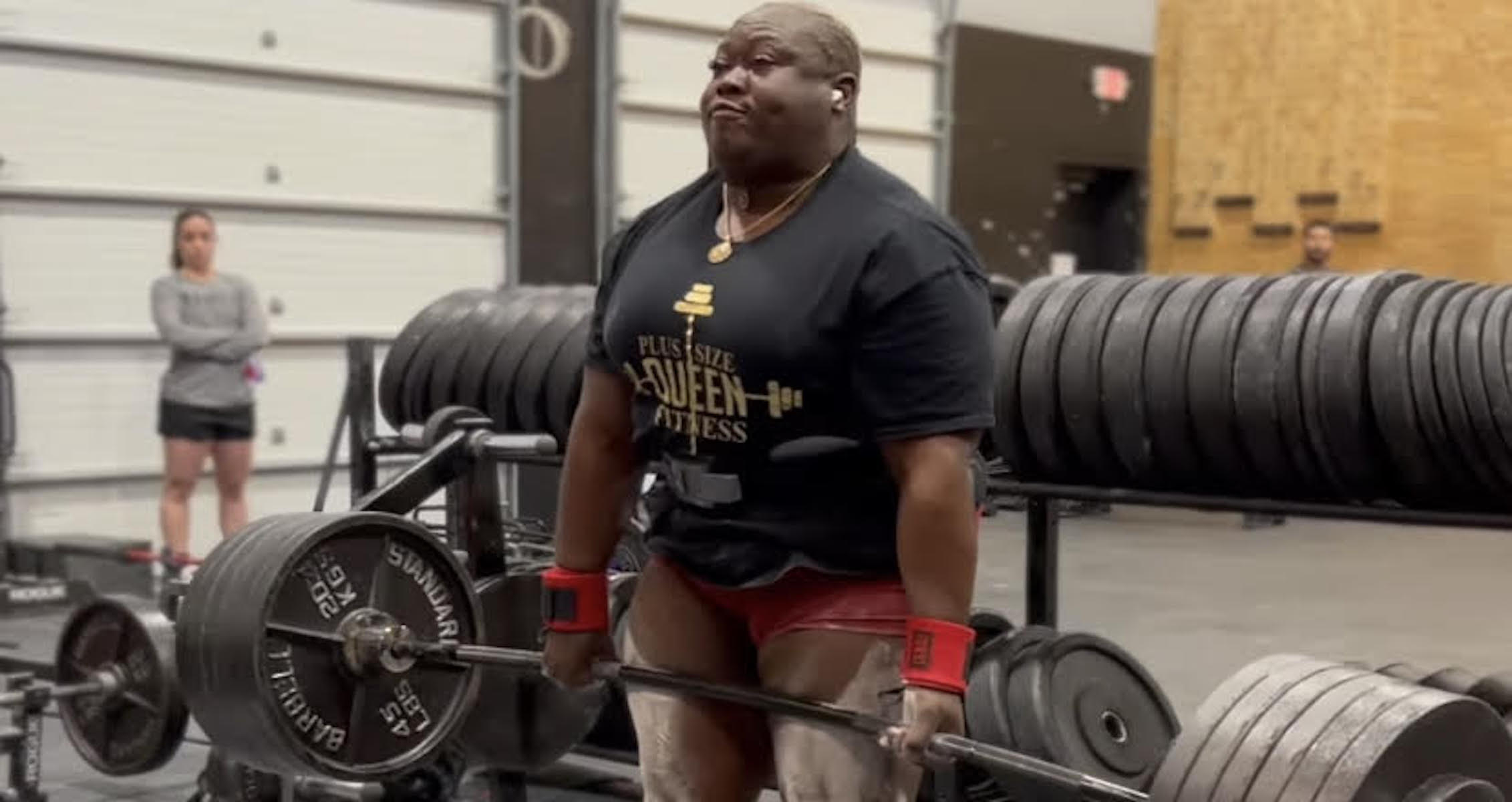 Tamara Walcott Announces World Record Deadlift Attempt After 650-Pound Lift