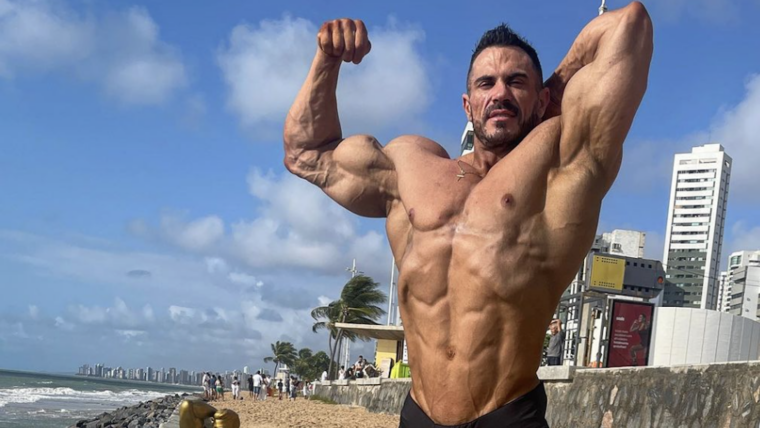 Junior Javorski Wins 2023 Musclecontest International Recife Pro Classic Physique Show