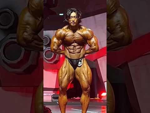 This Guy looks like an anime character ? Most Unreal Classic lines on any bodybuilder