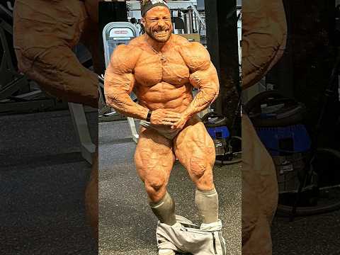 Tim Budesheim looking really freaky 7 weeks out of the new York pro 2024