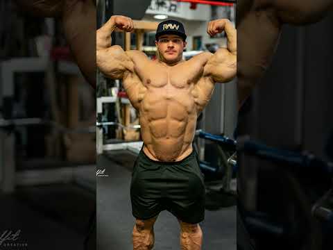 Nick Walker’s waist line looks so good 5 weeks out of the New York Pro 2024