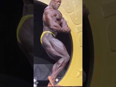 Cancer Survivor returns to competitve bodybuilding